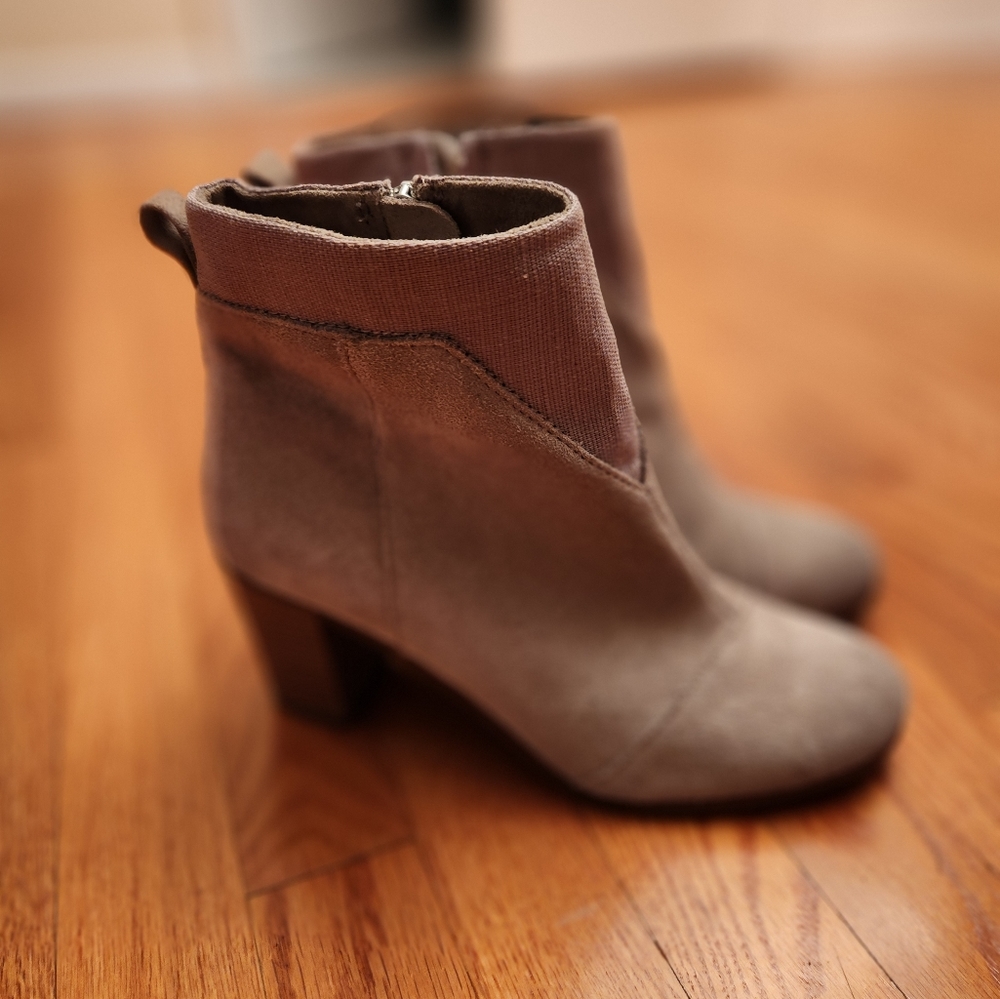 Toms Lunata Bootie Taupe Women's 9.5